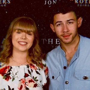 Meet your Posher, Nicole